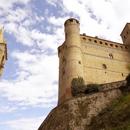 Hotel Cà 'd Calin Casa nel Borgo Serralunga d'Alba Esterno foto